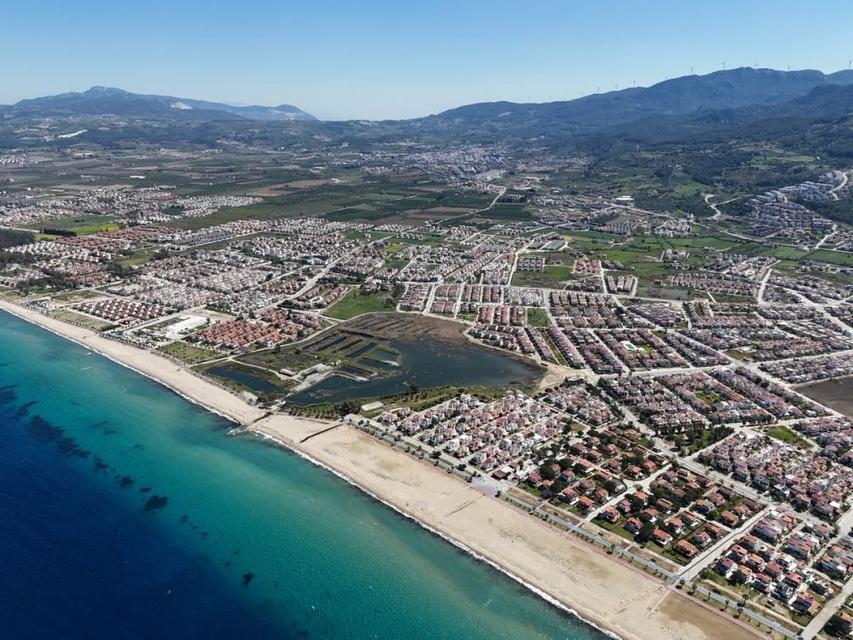 Doğaseverler Kuşadası 'Kocagöl'e dikkat çekti