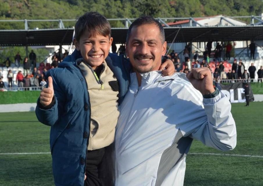 Eski kaptan gemisini kurtarıyor