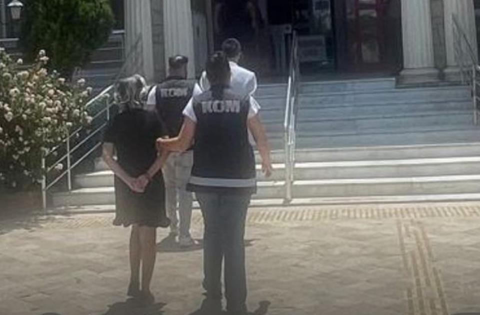 Didim'de sahte kamu görevlileri yakalandı