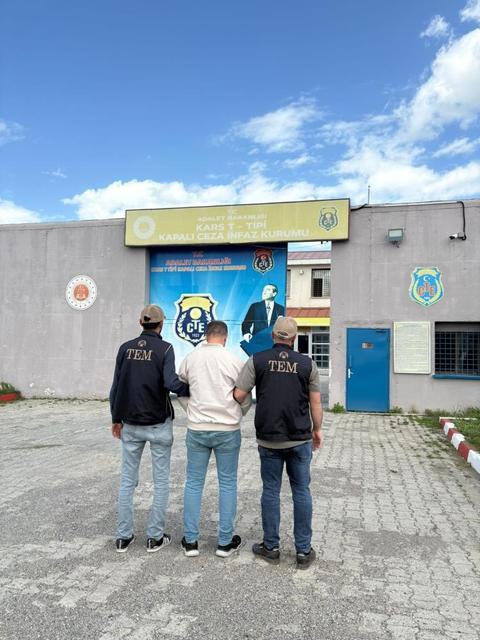FETÖ operasyonunda 1 asker tutuklandı