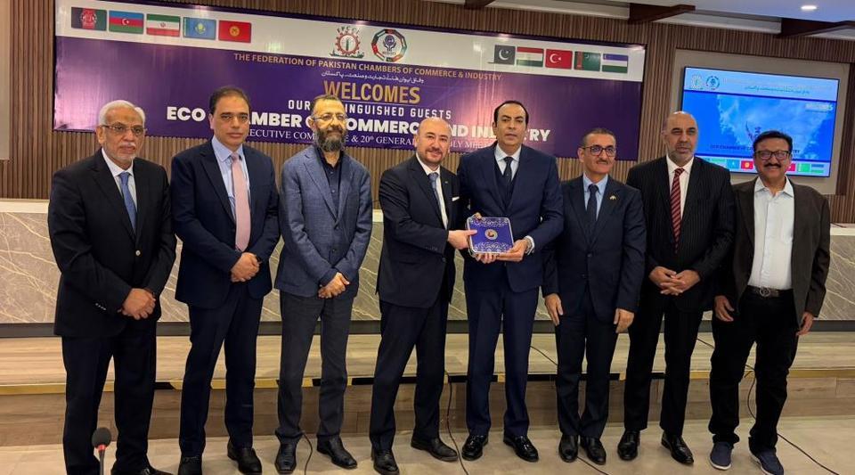 Başkan Ülken, Pakistan’da AYTO’yu temsil etti