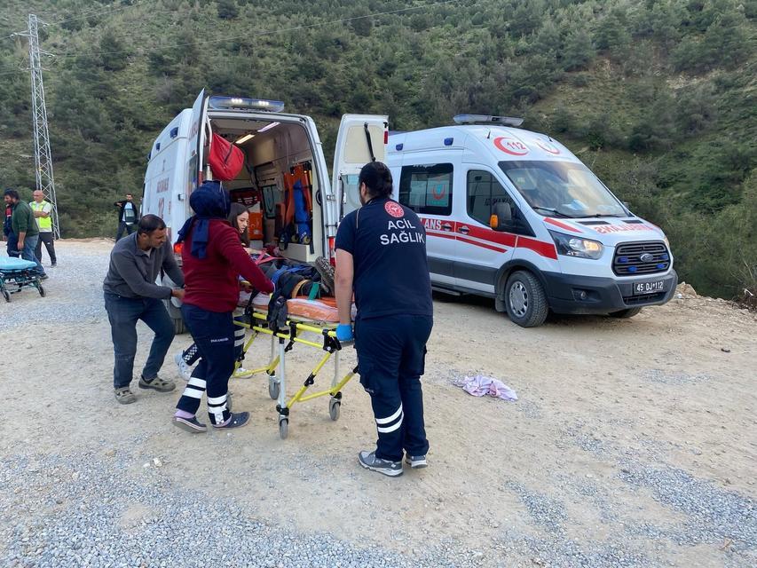 İZMİR-ANKARA HIZLI TREN HATTI İNŞAATINDA KAZA: 9 YARALI
