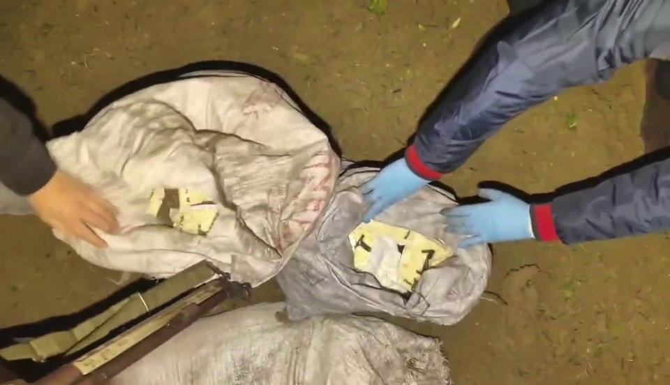 Zeytin bahçesinde binlerce uyuşturucu hap ele geçirildi