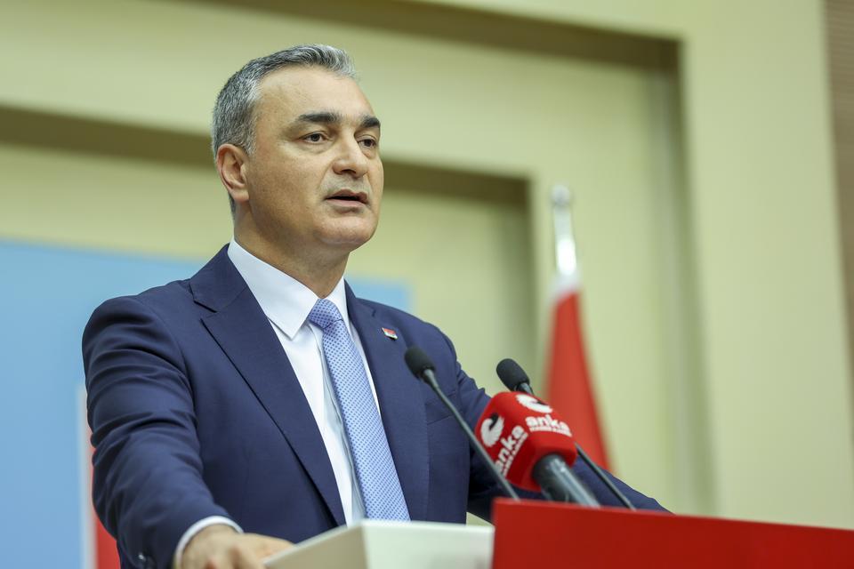 CHP'de 12 ile başkan atandı