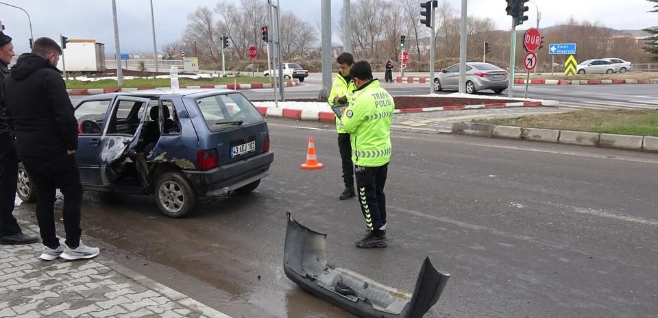 TAVŞANLI'DA TRAFİK KAZASI: 1 YARALI