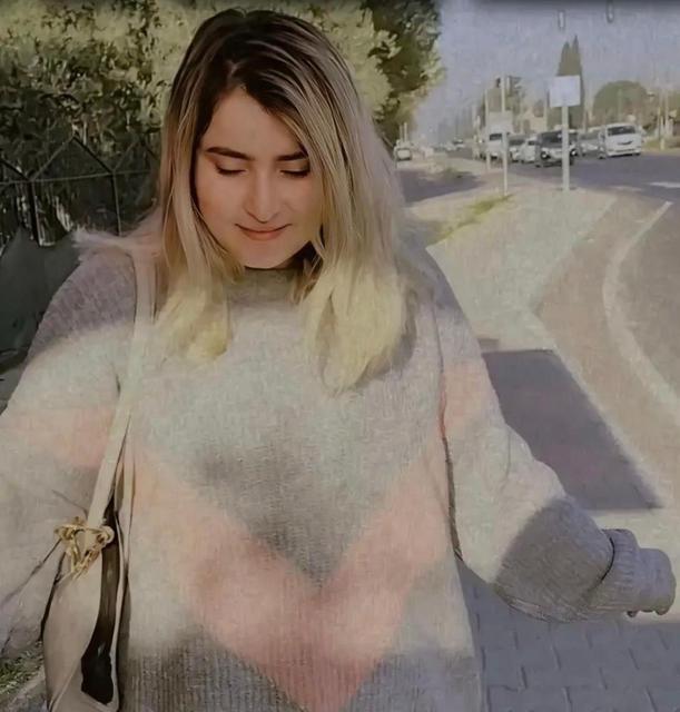 Midibüsün çarptığı genç kadın yaşamını yitirdi