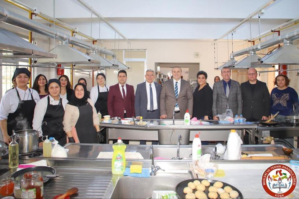 Köşk’te "Aile ile birlikte üretiyoruz" yemek yarışması yapıldı