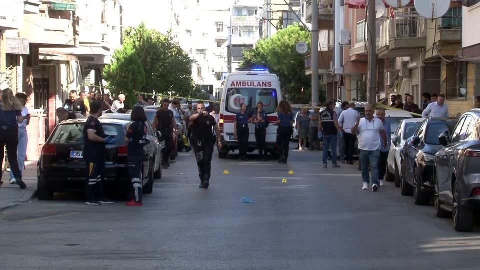 İzmir'de polis karakoluna saldırı: 2 şehit, 1 yaralı