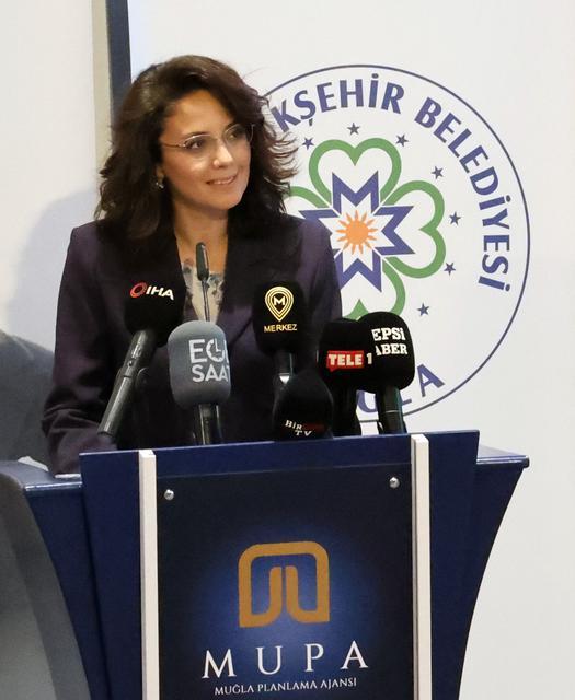 MUĞLA'DA ÇİFTÇİLERİN YÜZDE 75,6'SI İŞÇİ BULAMIYOR