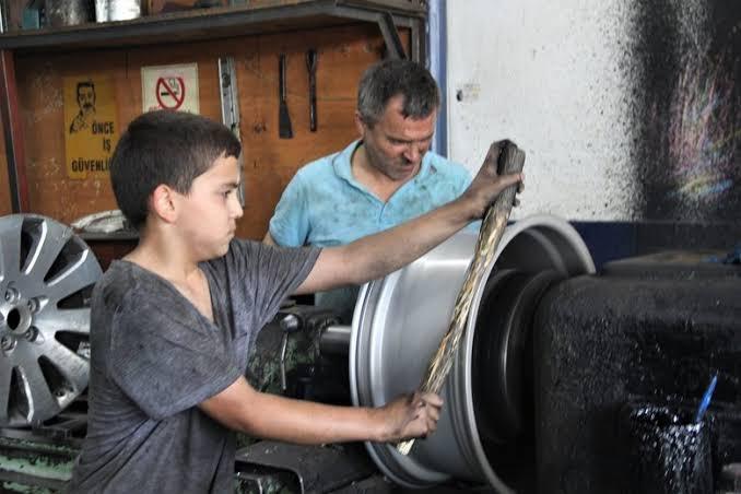 Staj ve çıraklık mağdurları: “Sözler uçtu, mağduriyet kaldı”