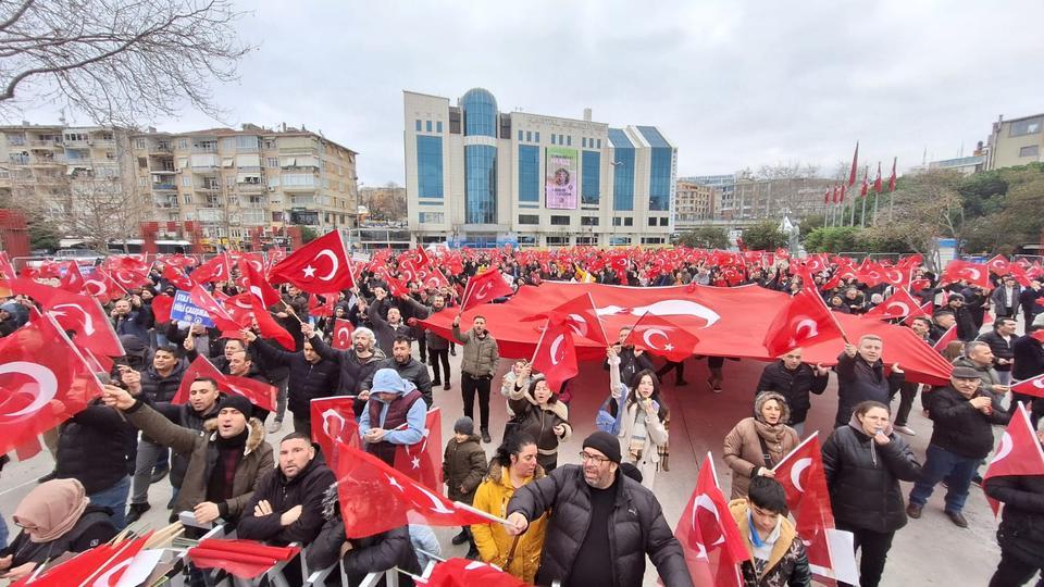 Staj ve çıraklık sigortası mağdurları Kartal Meydanı’ndan seslendi