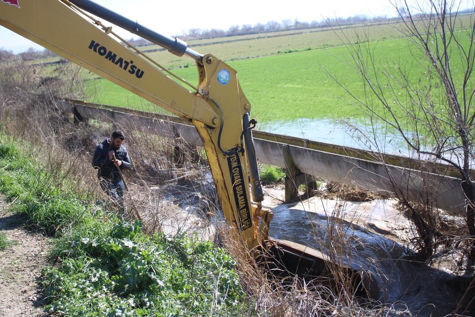 MENDERES TAŞTI, YÜZLERCE DÖNÜM SULAR ALTINDA KALDI