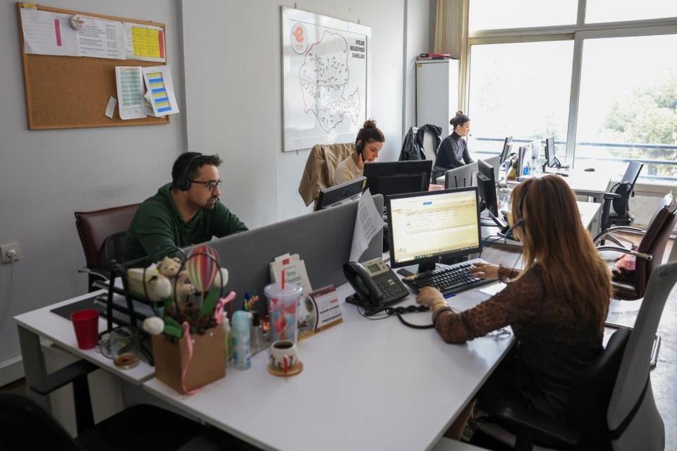 Efeler Belediyesi'ne iletilen taleplerin yüzde 98'i sonuçlandı