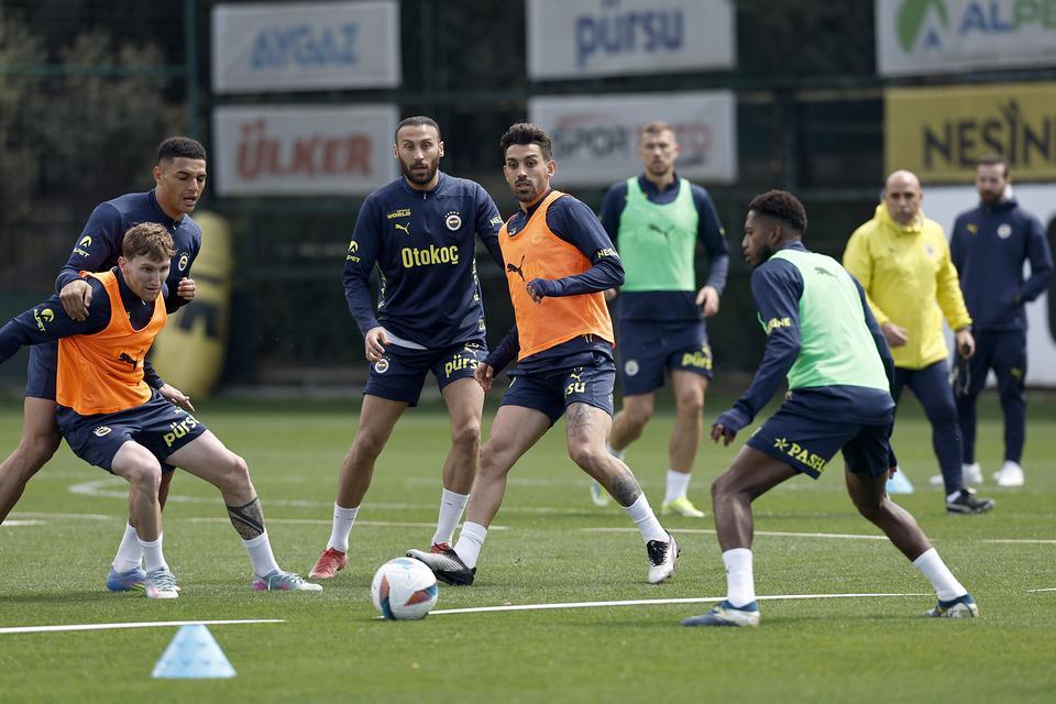 Fenerbahçe'de, Beşiktaş derbisinin hazırlıkları başladı
