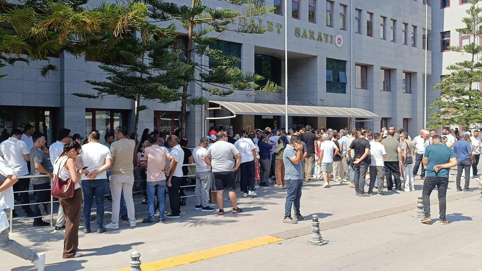 Manavgat Belediyesi'ndeki rüşvet operasyonunda şüpheliler adliyeye sevk edildi