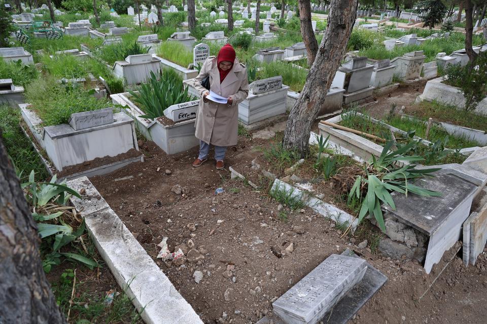 FİLMLERE KONU OLACAK HİKAYE AYDINLATILDI, 58 YIL SONRA GERÇEK KİMLİĞİNE KAVUŞTU DNA TESTİ ORTAYA ÇIKARDI, SİVASLI KADININ GÖZYAŞLARI SEVİNCE DÖNDÜ