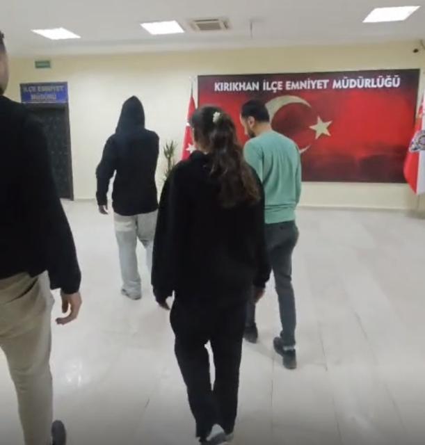 GAZİANTEP'TE KAYBOLAN 13 YAŞINDAKİ ÇOCUK HATAY'DA BULUNDU