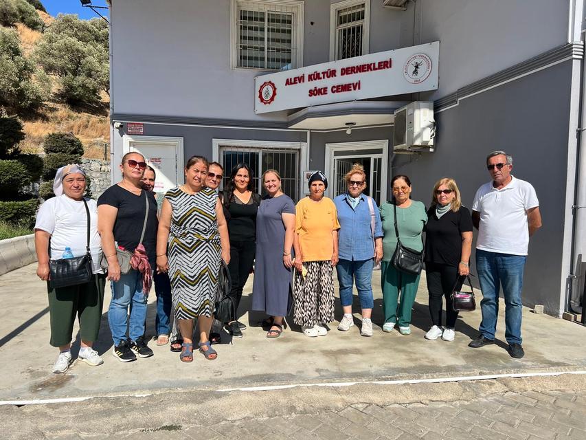 Söke Alevi Kültür Derneği Kadın Kollarından dayanışma kahvaltısı