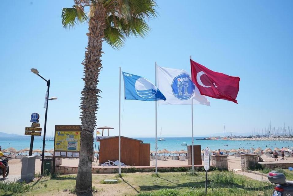 Didim'in plajları 'Mavi Bayrak'la taçlandı
