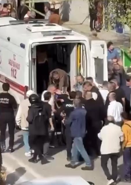 CEZAEVİNDEN ÇIKTI, HAMİLE KADINI BIÇAKLADI