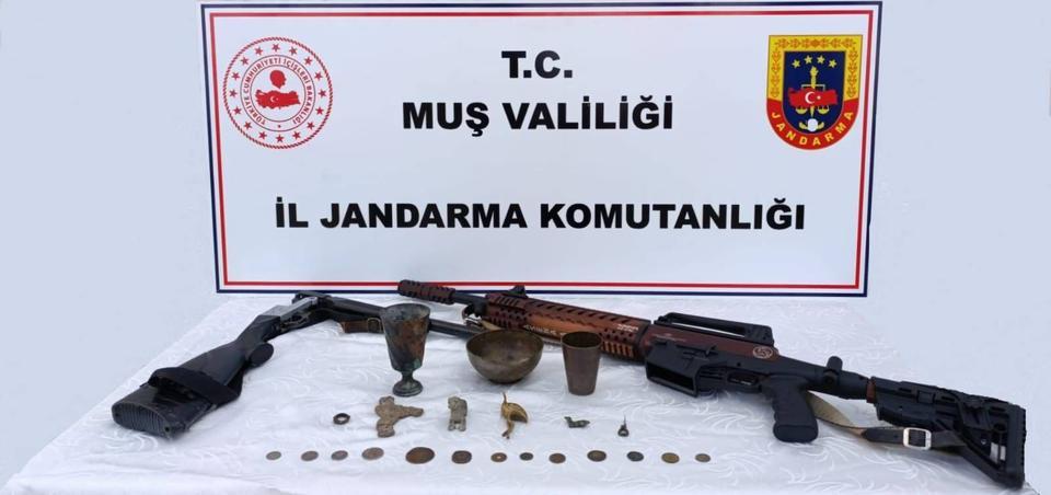 Tarihi eser operasyonunda çok sayıda obje ele geçirildi