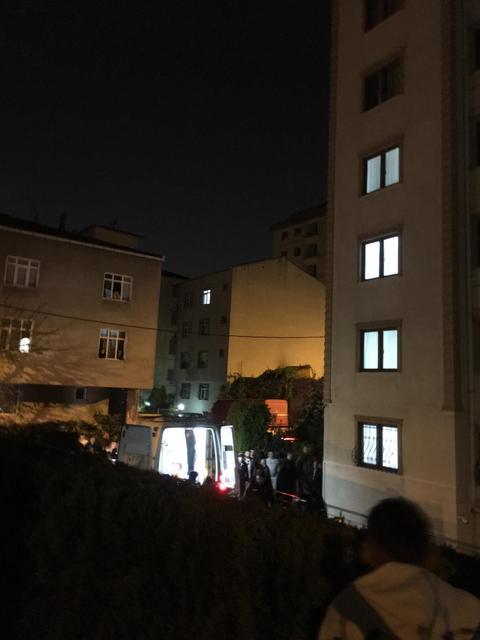 PENDİK'TE 22 YAŞINDAKİ GENÇ İNTİHAR ETTİ