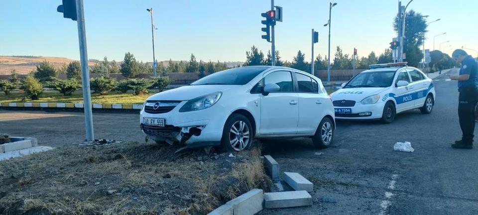Direksiyon başında kalp krizi geçiren sürücü hayatını kaybetti