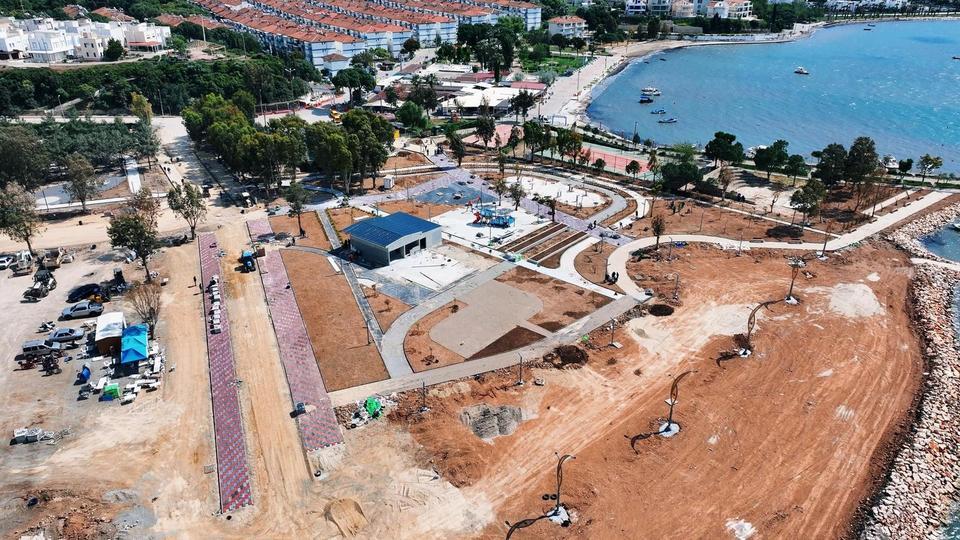 Mavişehir Atatürk Kültür ve Yaşam Alanı halkla buluşuyor