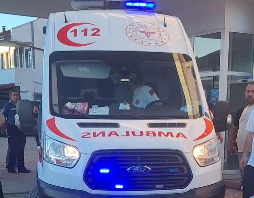 Akıntıya kapılan baba ve kızı ölümden döndü