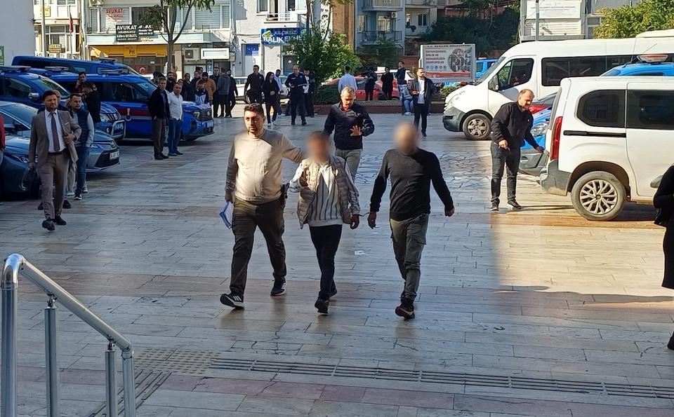 Aydın'da eşini silahla tehdit eden ve polisten kaçan şüpheli yakalandı