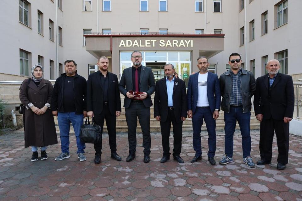 Şehit babasına büyük terbiyesizlik: "En çok 'dilenci' kelimesi ağırıma gitti"
