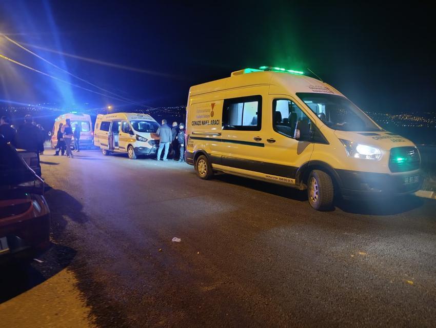 Kendisinden ayrılan kız arkadaşını öldürdü