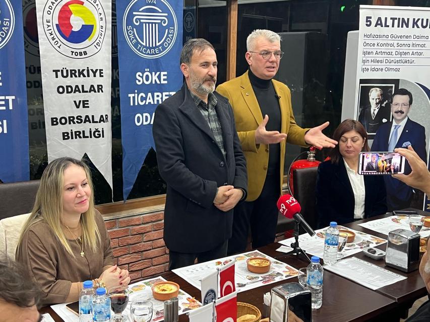 Söke de Ticaret Odasıo Ailesi İftarda Buluştu