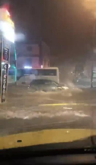 Marmara'da sağanak etkisini sürdürüyor: Cadde ve sokaklar göle döndü