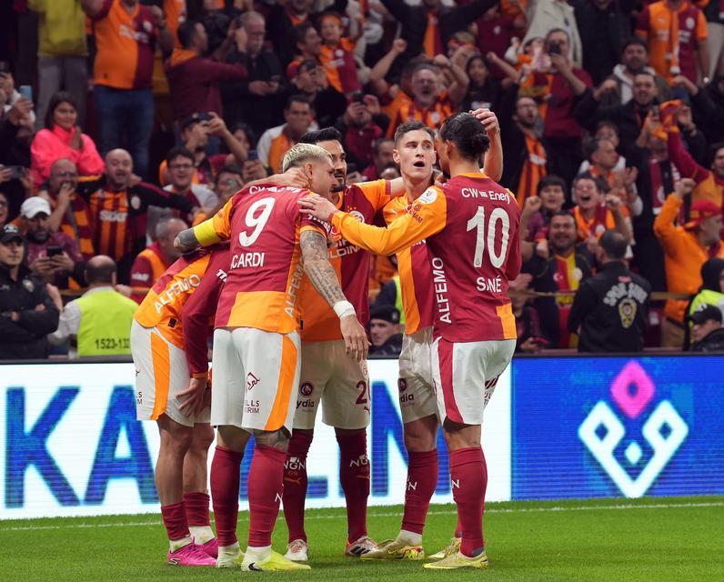 Galatasaray, ligde 2 maç sonra kazandı