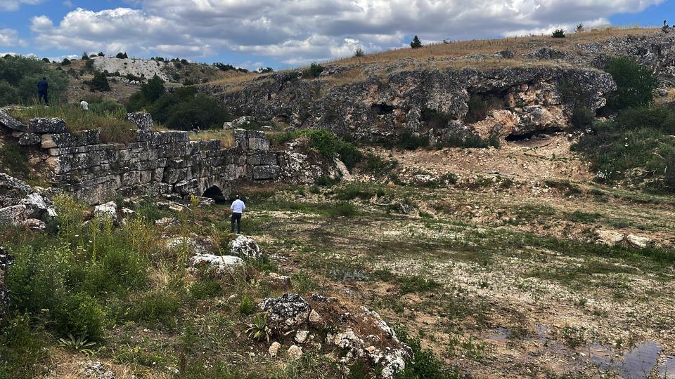 Aizanoi'deki 2 bin yıllık baraj kalıntıları turizme kazandırılacak