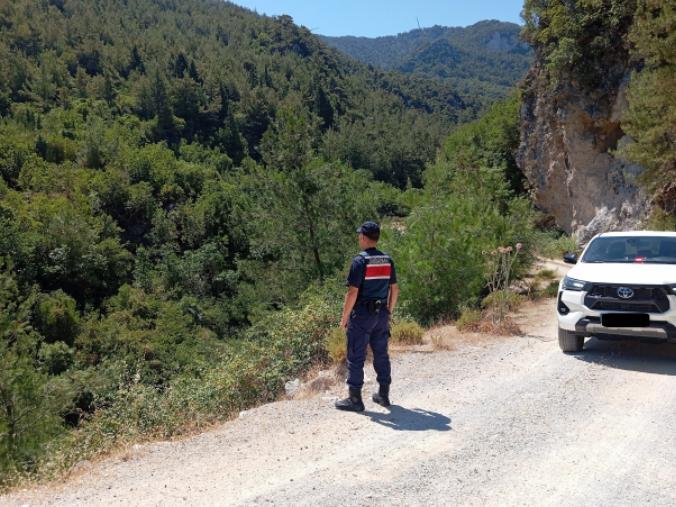 Kuşadası'nda 12 kişiye toplam 35 bin TL ceza