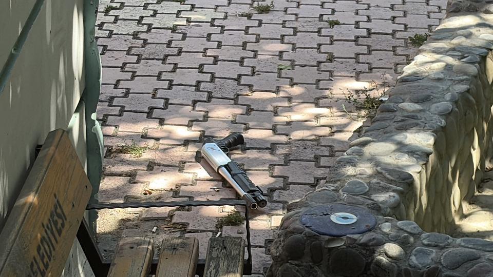 Sokak ortasında pompalı tüfekle saldırı: 1 ölü