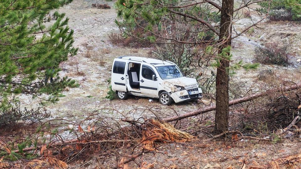 Aydın plakalı aracın karıştığı kazada 2 kişi yaralandı