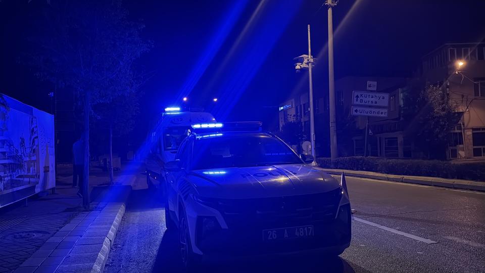 KADININ ÇIĞLIK ATMASI ÜZERİNE, VATANDAŞLAR ŞAHSI ETKİSİZ HALE GETİRİLDİ