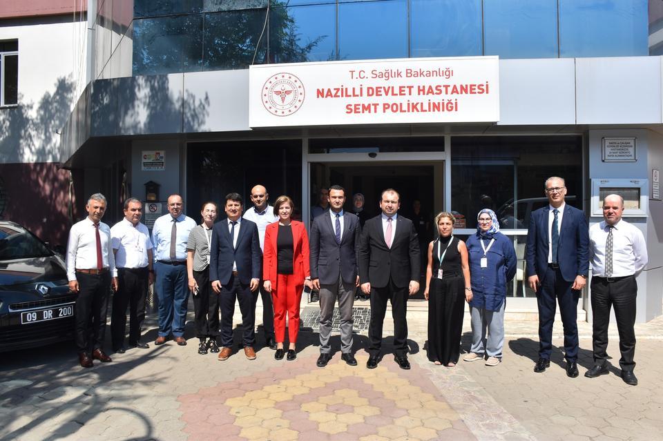 Müdür Şenkul semt polikliniğini ziyaret etti