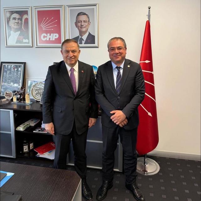 Gökhan Zeybek ve Evrim Karakoz