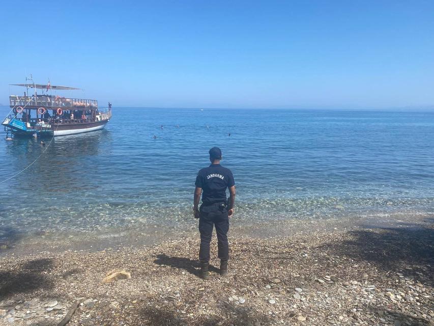 Milli Park'ta yasaklı alana giren 8 kişiye para cezası