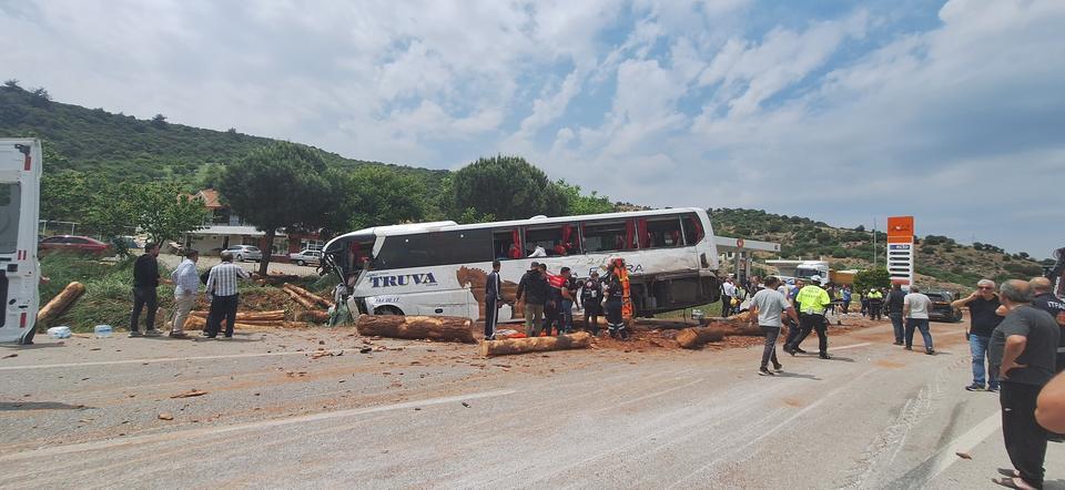 Vali Toraman açıkladı: Otobüs kazasındaki ölü sayısı 8 oldu