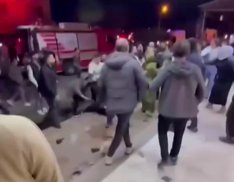 Kaza sonrası yaşanan kavga meydan savaşını aratmadı