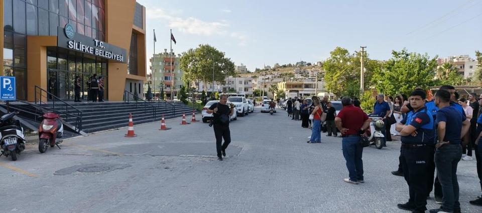 CHP'li bir Belediyeye daha operasyon! Başkan dahil çok sayıda isme gözaltı