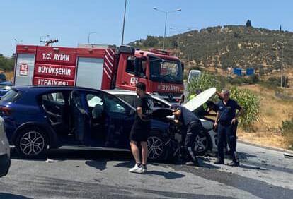 Aydın'ın tehlike saçan kavşağında yine trafik kazası