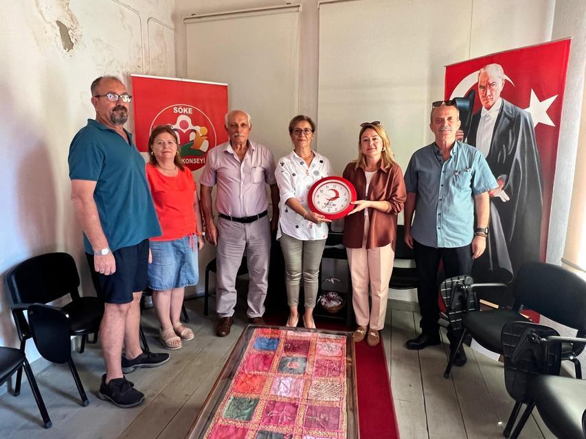 Söke Kızılay'dan Kent Konseyi'ne ziyaret