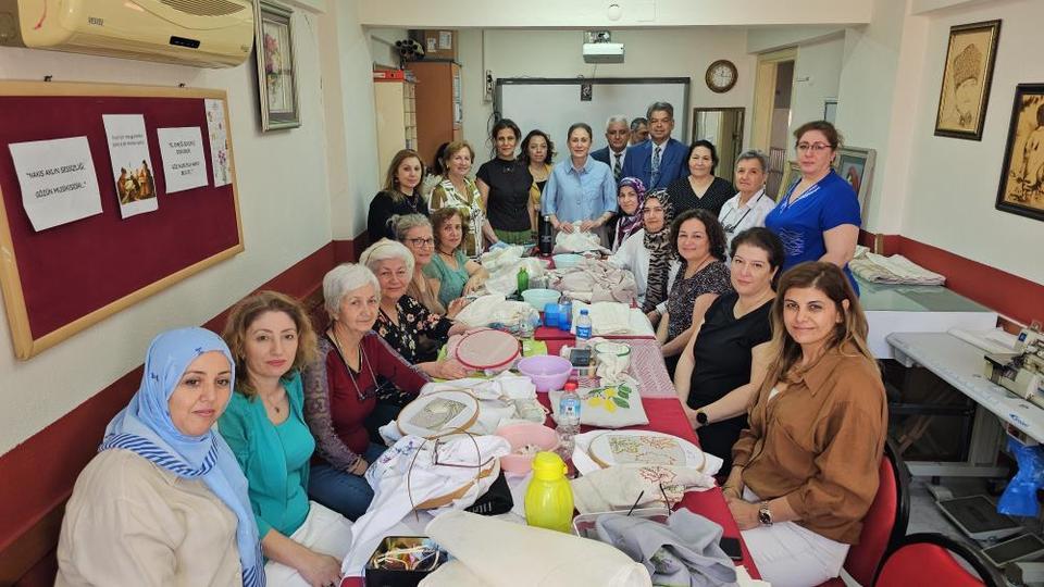 Nazilli'de halk eğitimin kursları yoğun ilgi görüyor