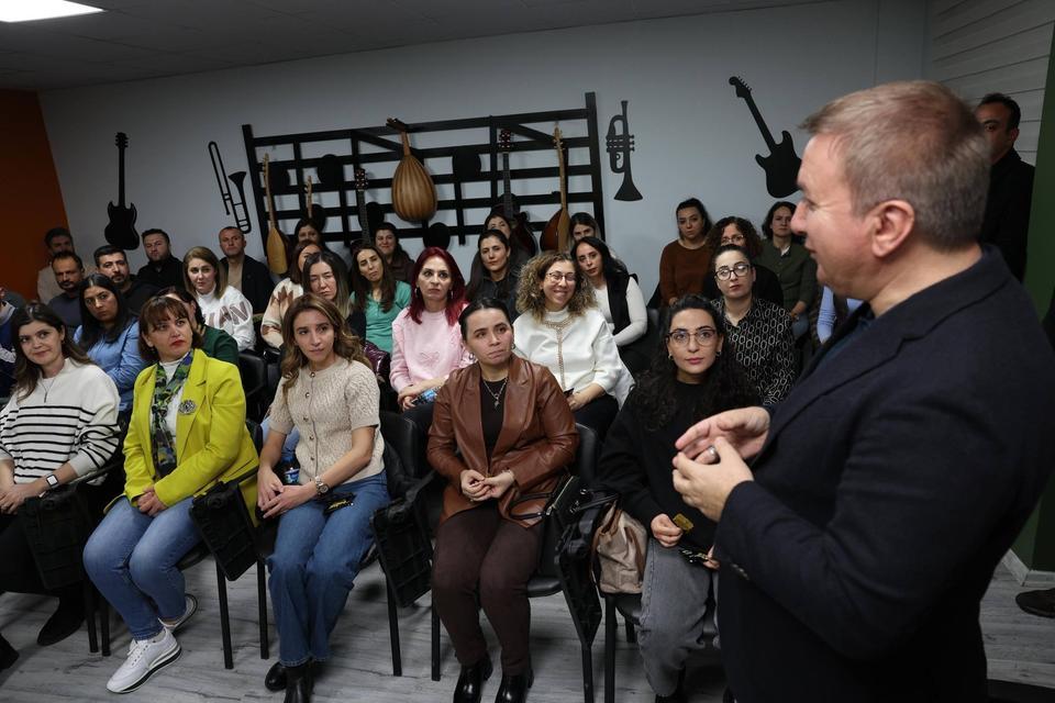 Eğitimcilerden kültür ve sanat buluşması